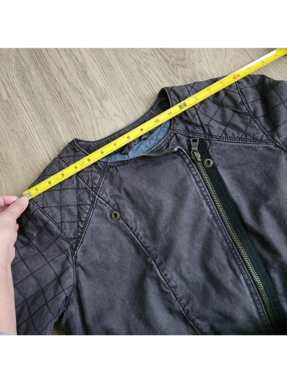Gap Black Denim Jacket Youth Girls 12 Quilted Lined Zipper Pockets Long Sleeves